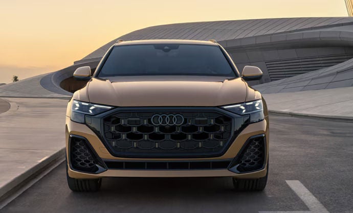 HD MATRIX-DESIGN LED HEADLIGHTS WITH THE AVAILABLE AUDI LASER LIGHT 