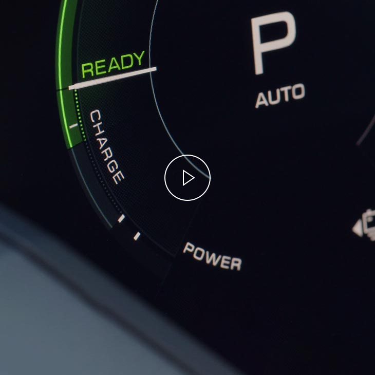 Photo du wattmètre d'un véhicule Audi affichant le niveau de récupération.