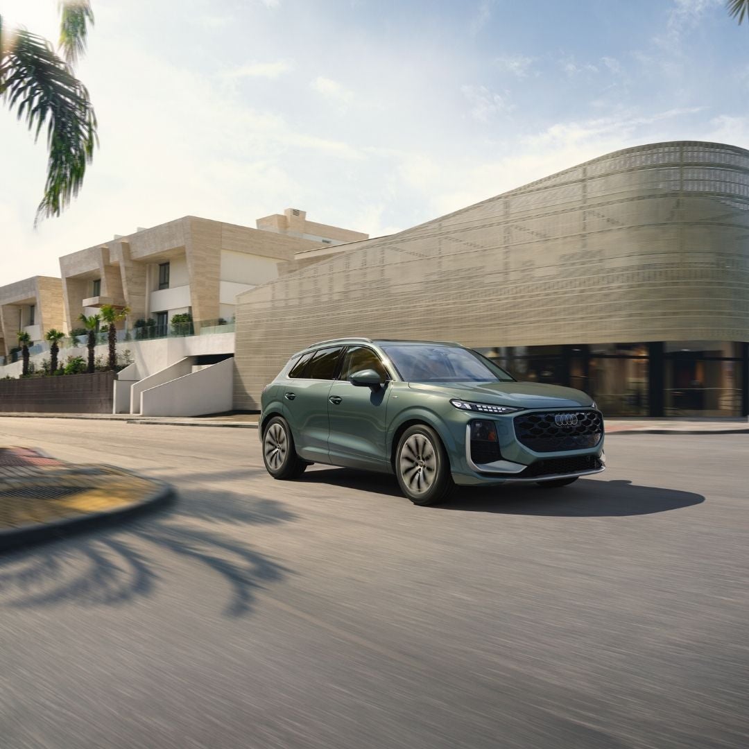 Audi Q5 for Everyday Driving Confidence Near Nashua