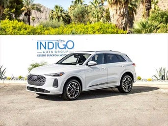 front facing 2025 Audi Q5 parked