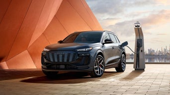 2025 Audi Q6 e-tron *NEW* MODEL