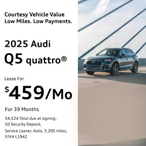 Service Loaner 2025 Audi Q5 Quattro