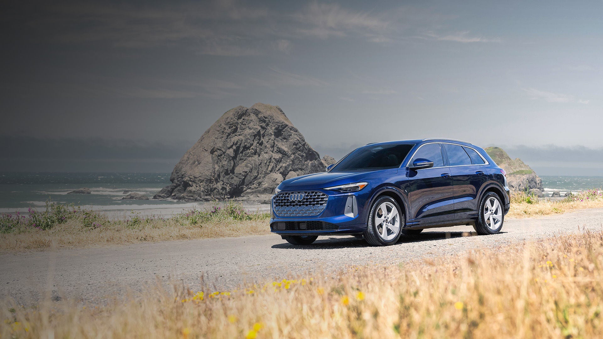 Side view an Audi Q5 