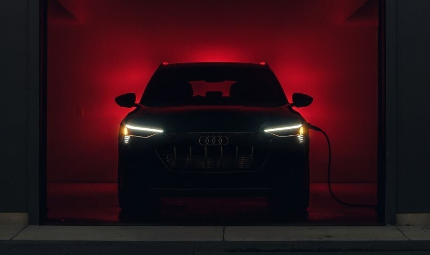 Electric Car Dealer near Aurora ON