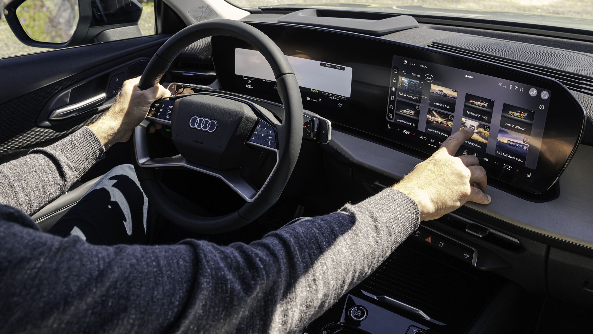 Inside of a Audi Q3 image of the technology dashboard.