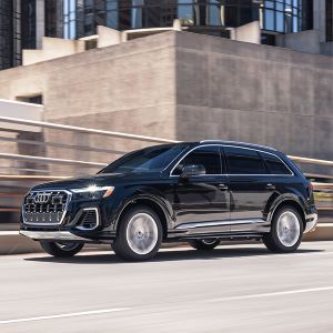 Save over $10,000 off the 2025 Audi Q7 Premium Plus 55 Quattro