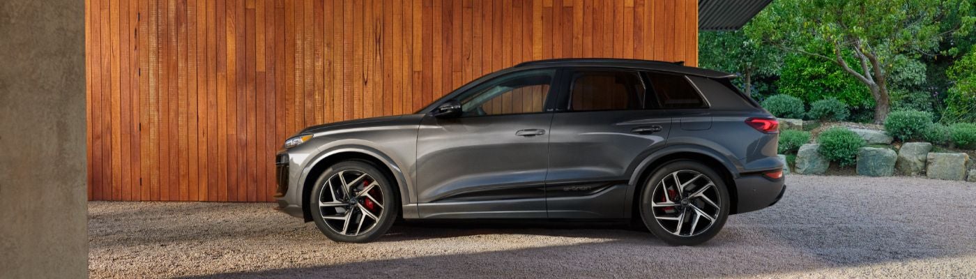 Side view of 2025 Audi SQ6 e‑tron
