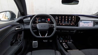 Intérieur de l’Audi A6 e-tron 2026 côté conducteur