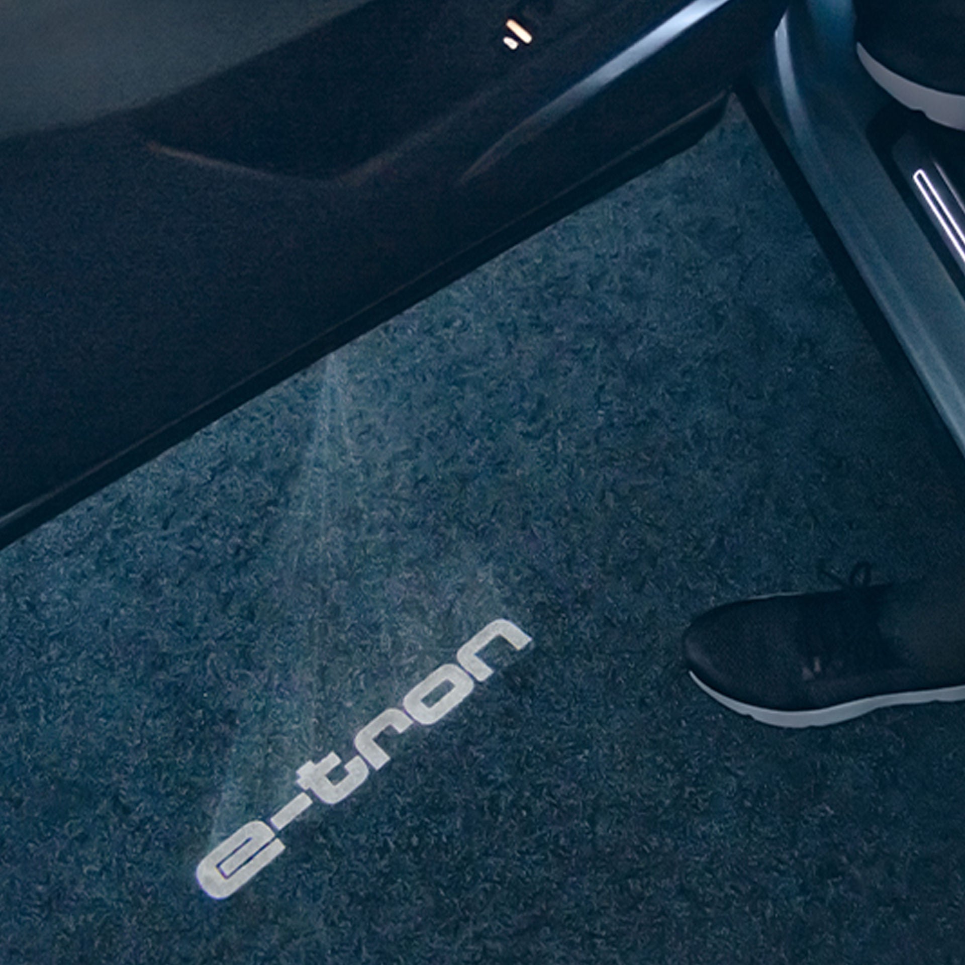 Audi e-tron | Accessories | Audi USA
