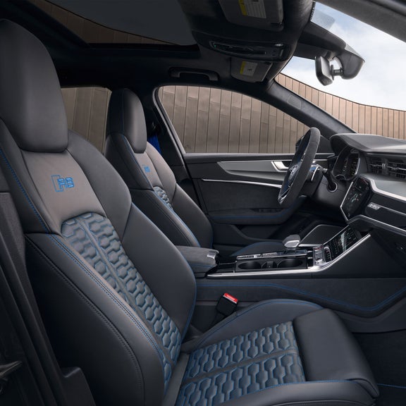Close-up of RS Sport blue-stiched seats in the Audi RS 6 Avant.