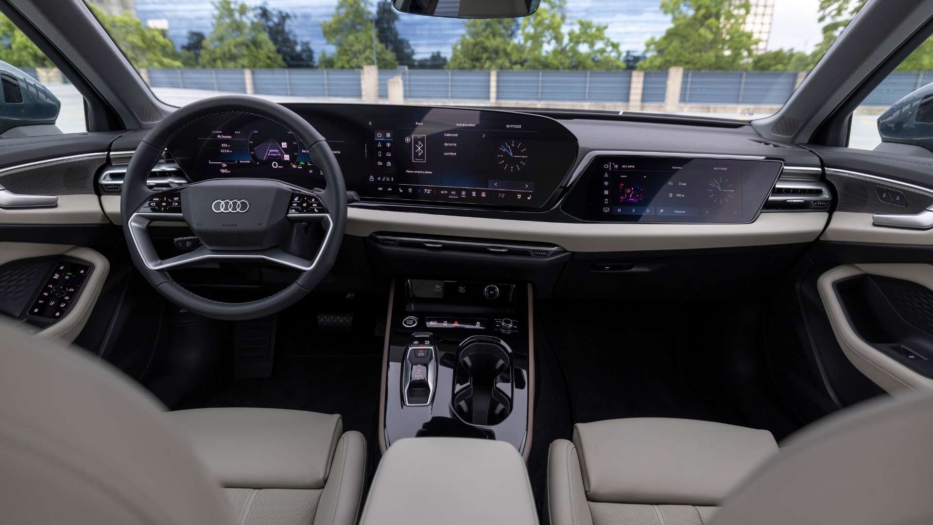 Interior Technology Built Around the Driver