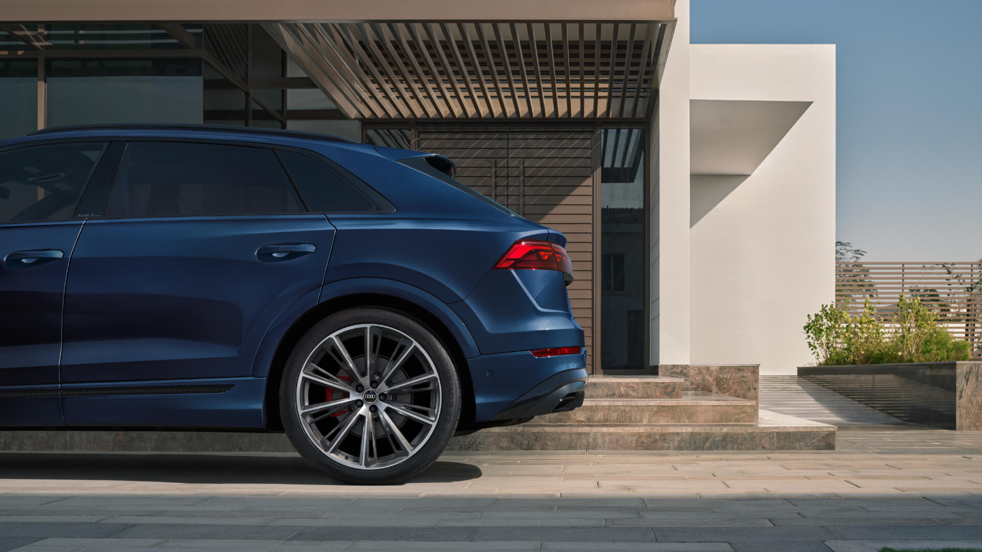 2026 Audi Q8 Exterior Parked Side View