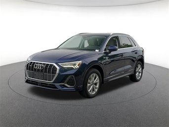 Side profile view of Audi Q3