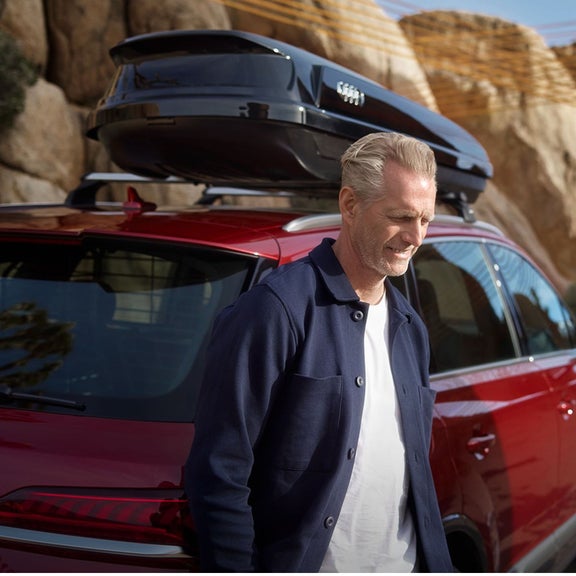 Audi Q7 rooftop attachments.