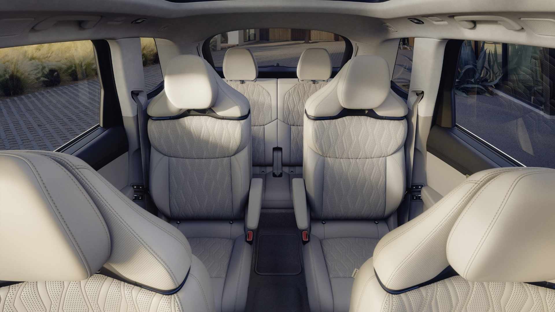 Passenger & Cargo Space