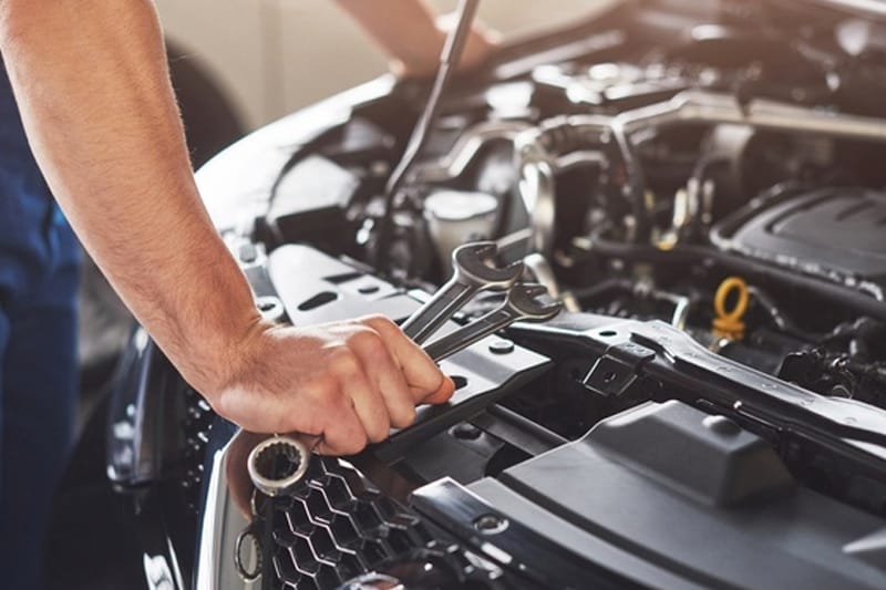 Audi Service -- Engine Bay