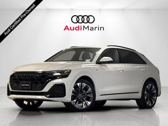 2026 Audi Q8 front facing
