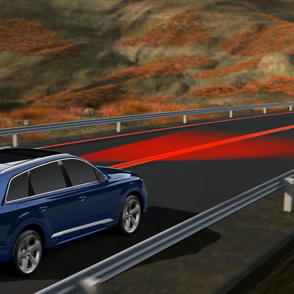 Démonstration du système Audi pre sense avant de l’Audi e-tron Sportback.