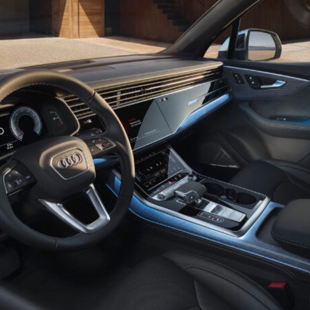 2025 Audi Q7 Interior Front Driver Side