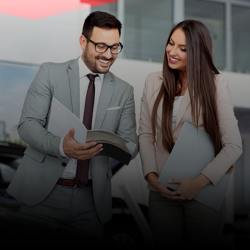 Rear profile view of an Audi Q5 parked.