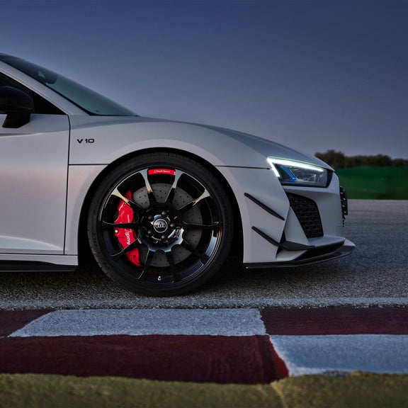 Close up of the front wheel on the Audi R8 GT.