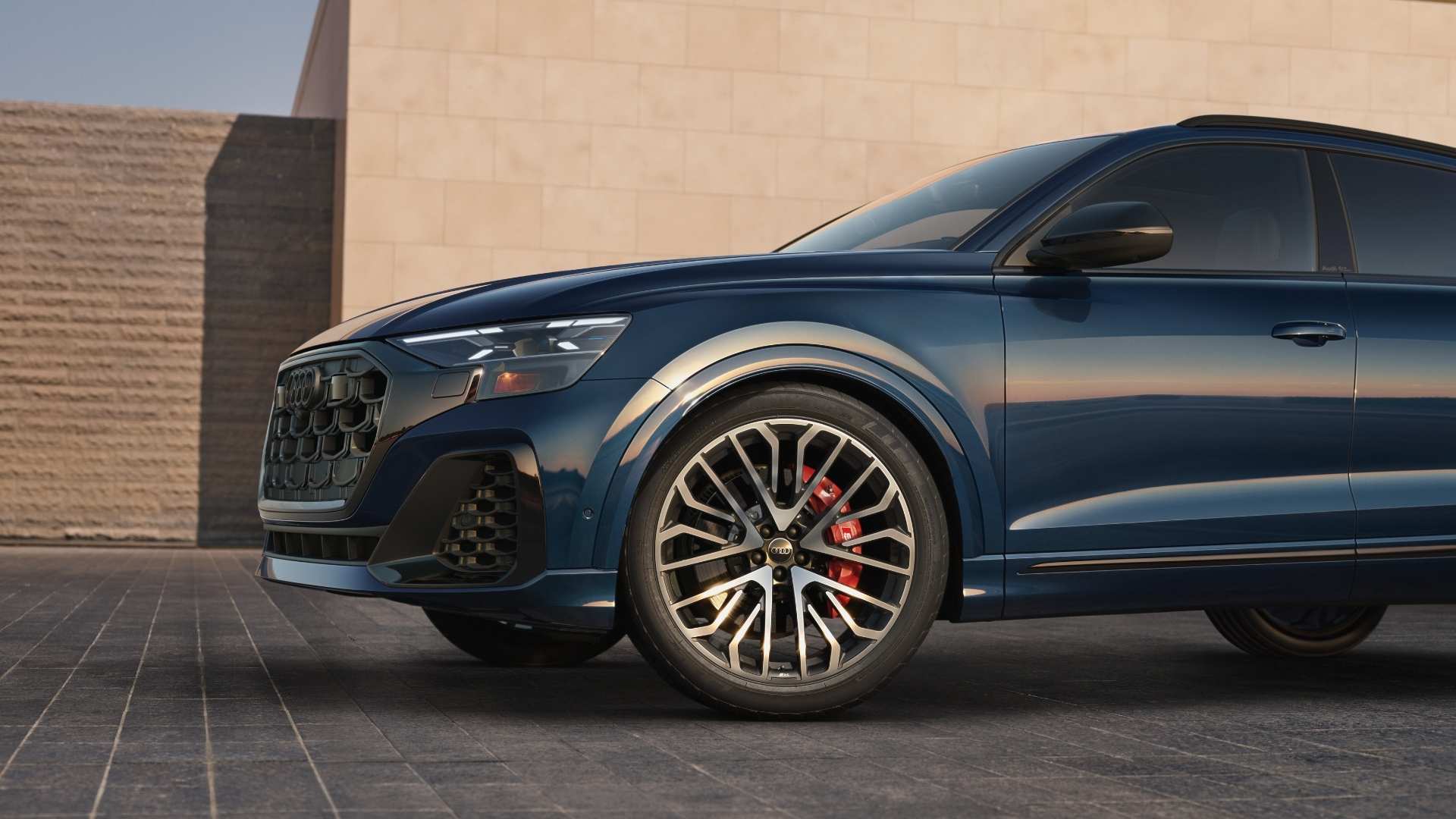 High Performance Luxury SUVs In Seattle