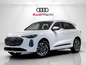 2026 Audi Q5 Premium front facing