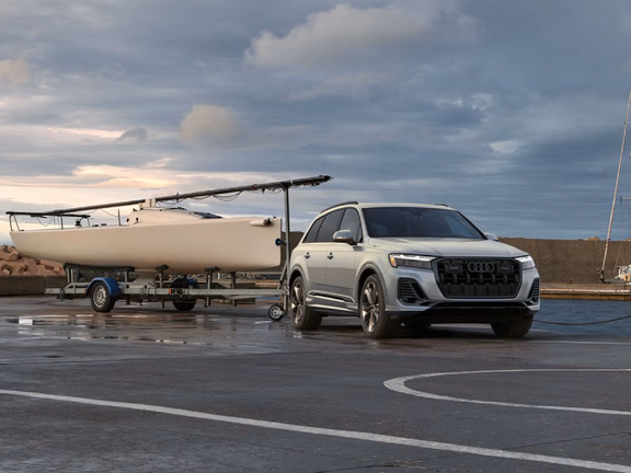 The Audi Q7 towing a boat