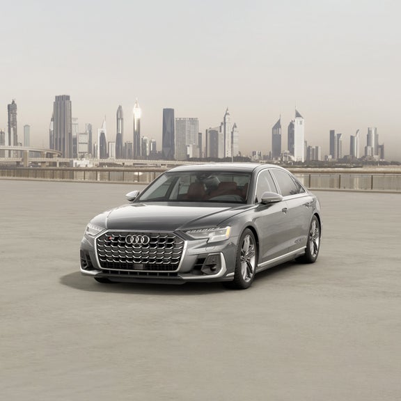 Three-quarter front view of the Audi S8.