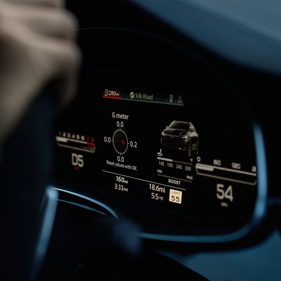 View of the Audi virtual cockpit in the Audi RS Q8.