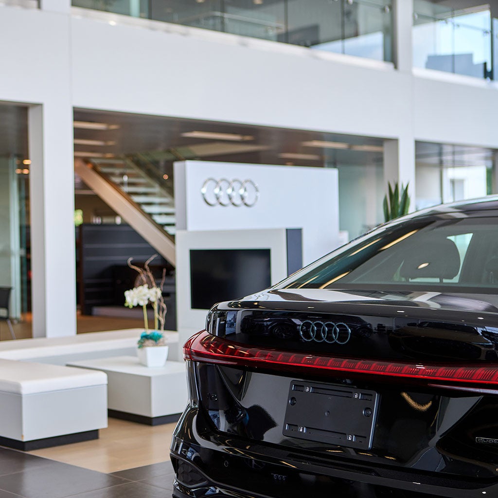 La salle d’exposition du concessionnaire Audi Sherbrooke.