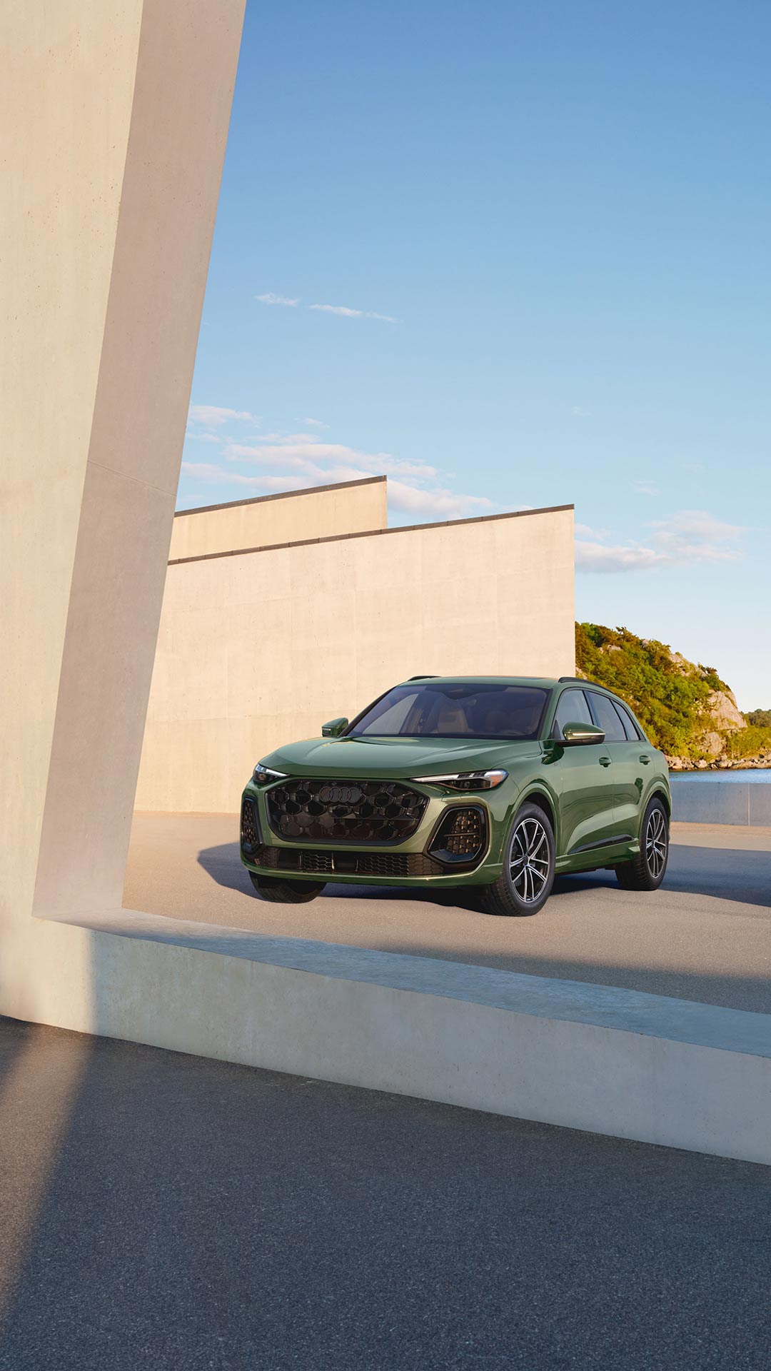 Three-quarter side profile of an Audi SQ5.