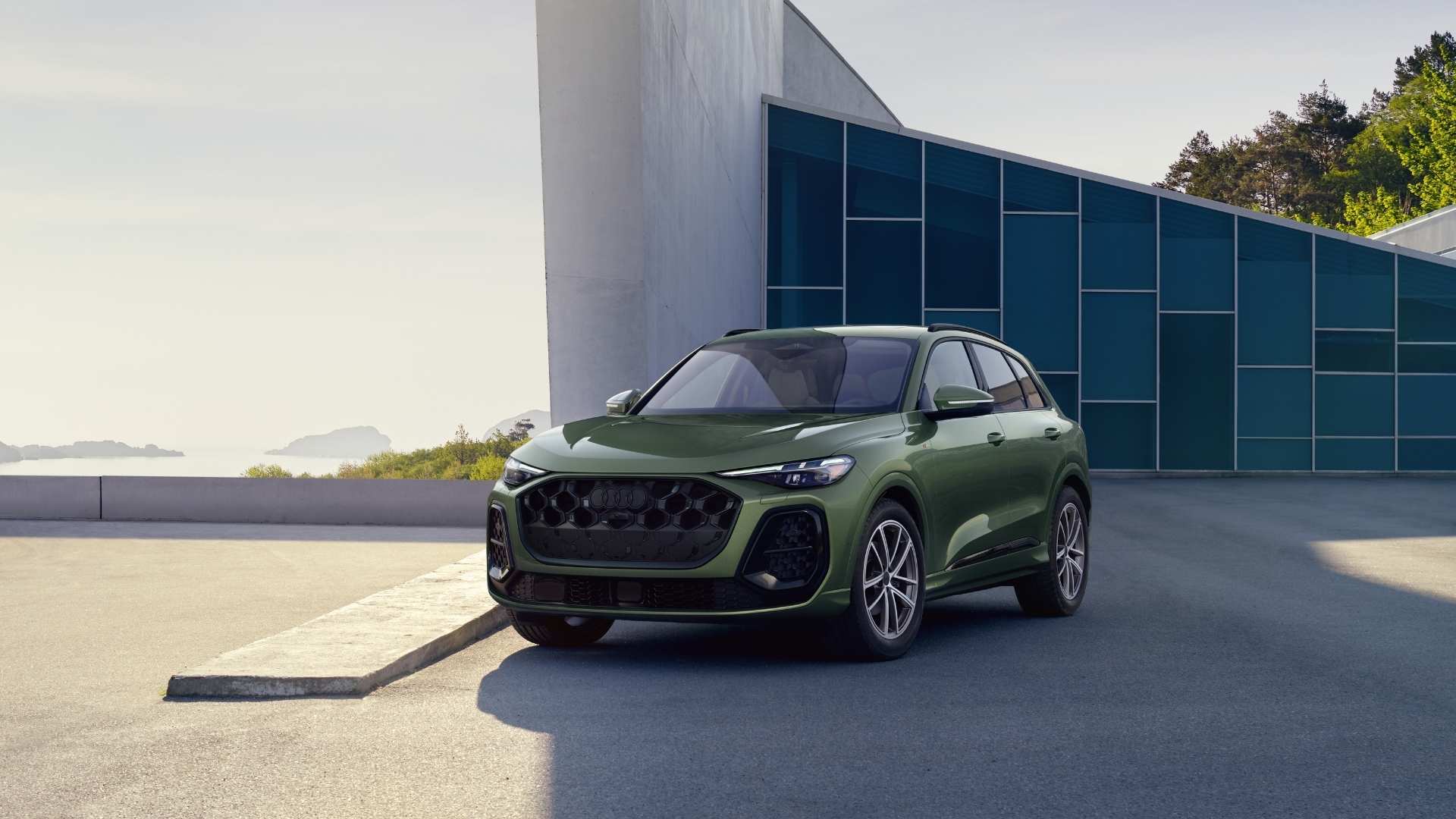 Luxury Sport Utility Lineup Overview