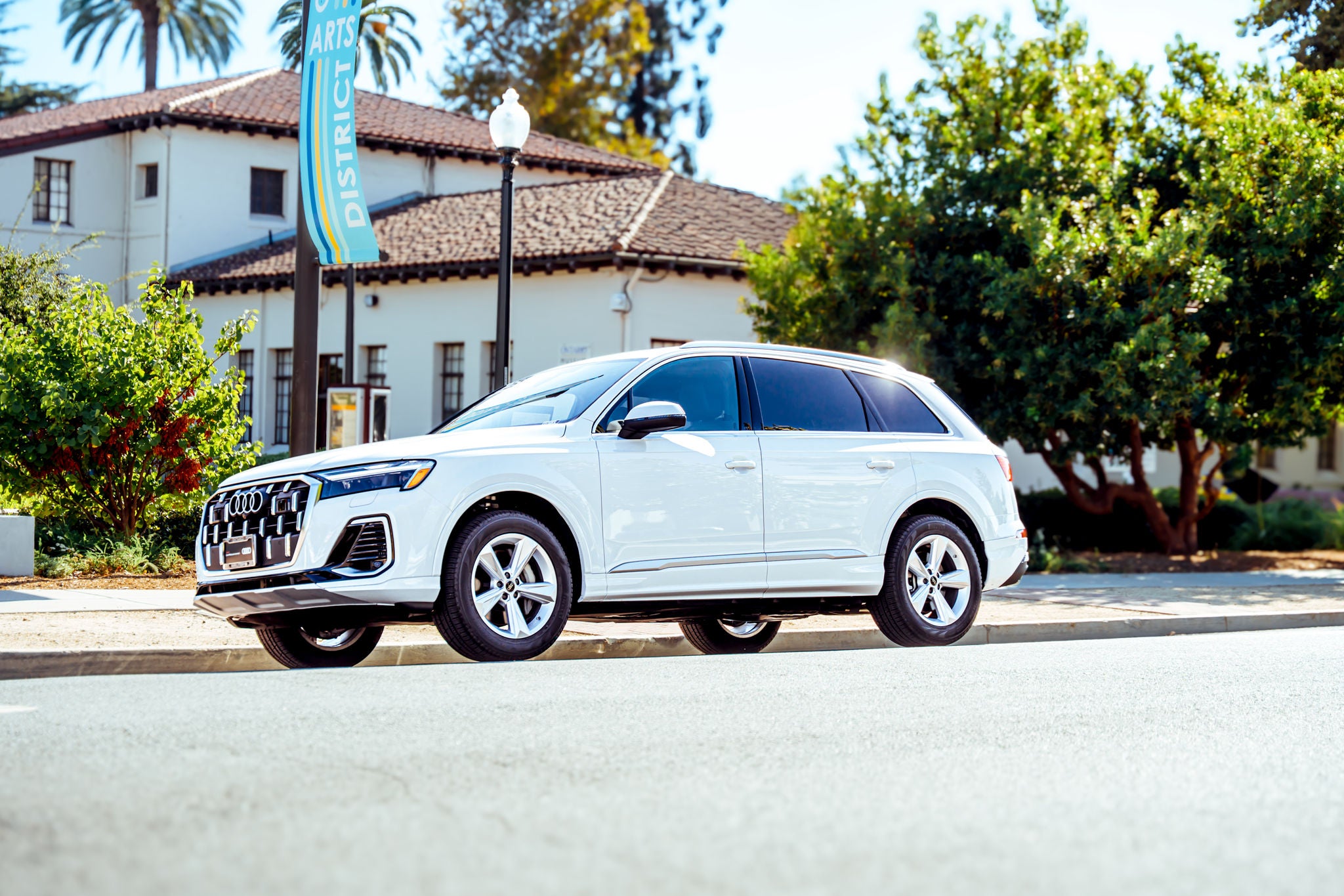 Pre-Owned Inventory image in Downtown Ontario