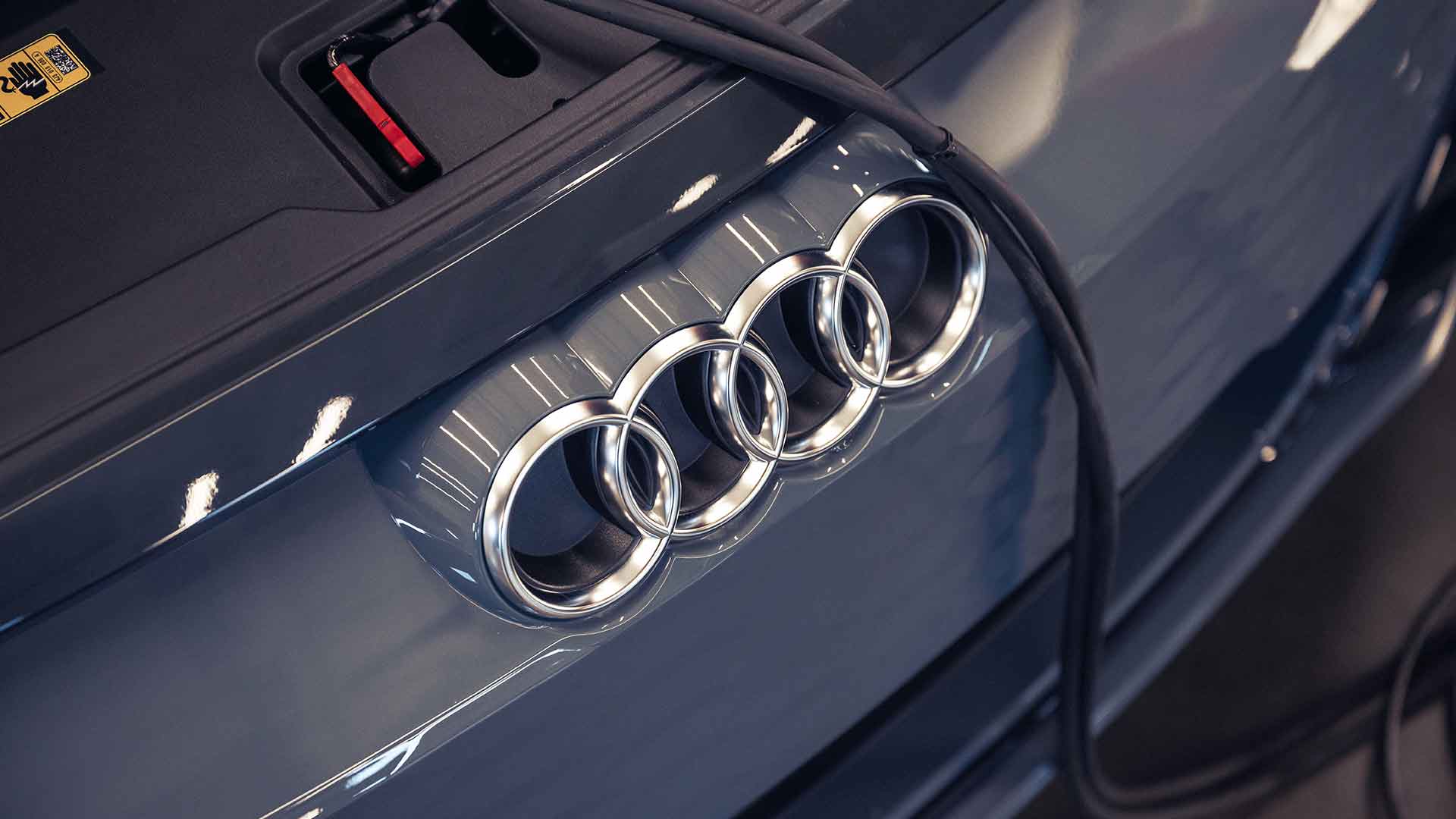Audi rings