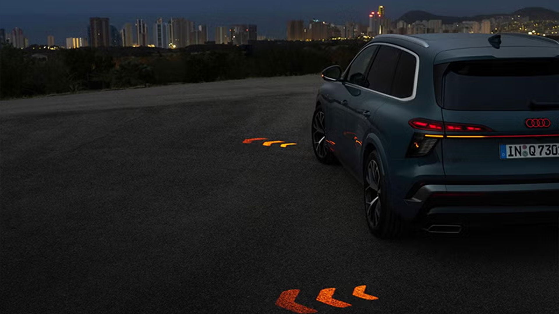 Audi Q7 Advanced Turn Signals