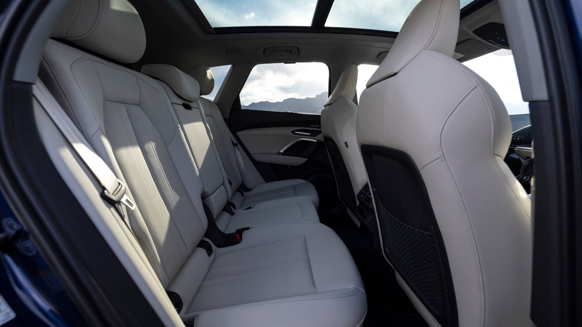 Sophisticated Design and Premium Interior Comfort