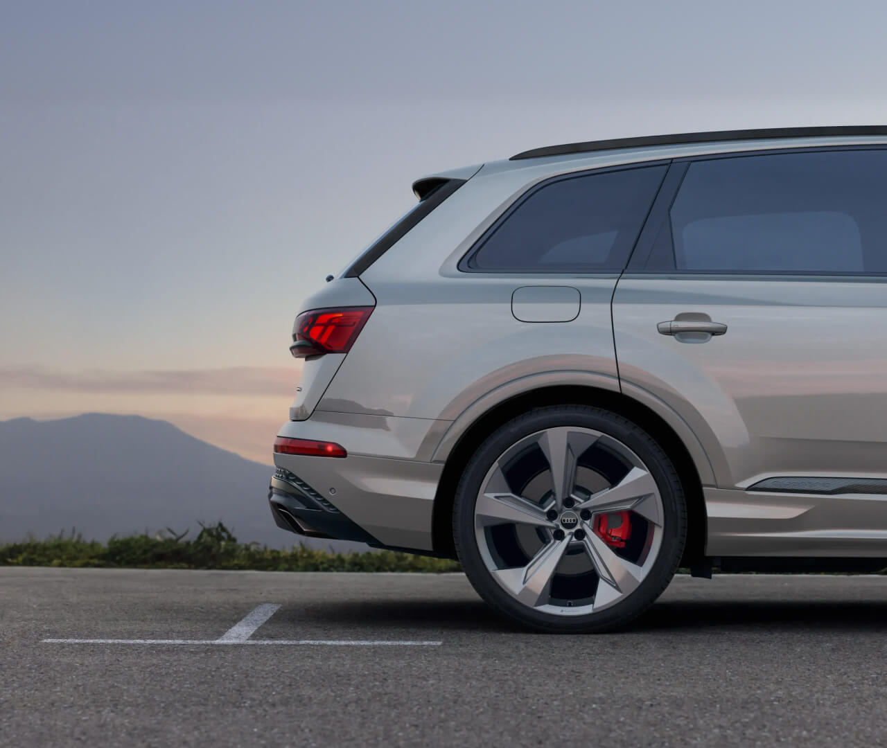 2026 Audi Q7 Towing Capacity & Other Specs
