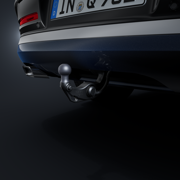 Close-up of the trailer hitch.