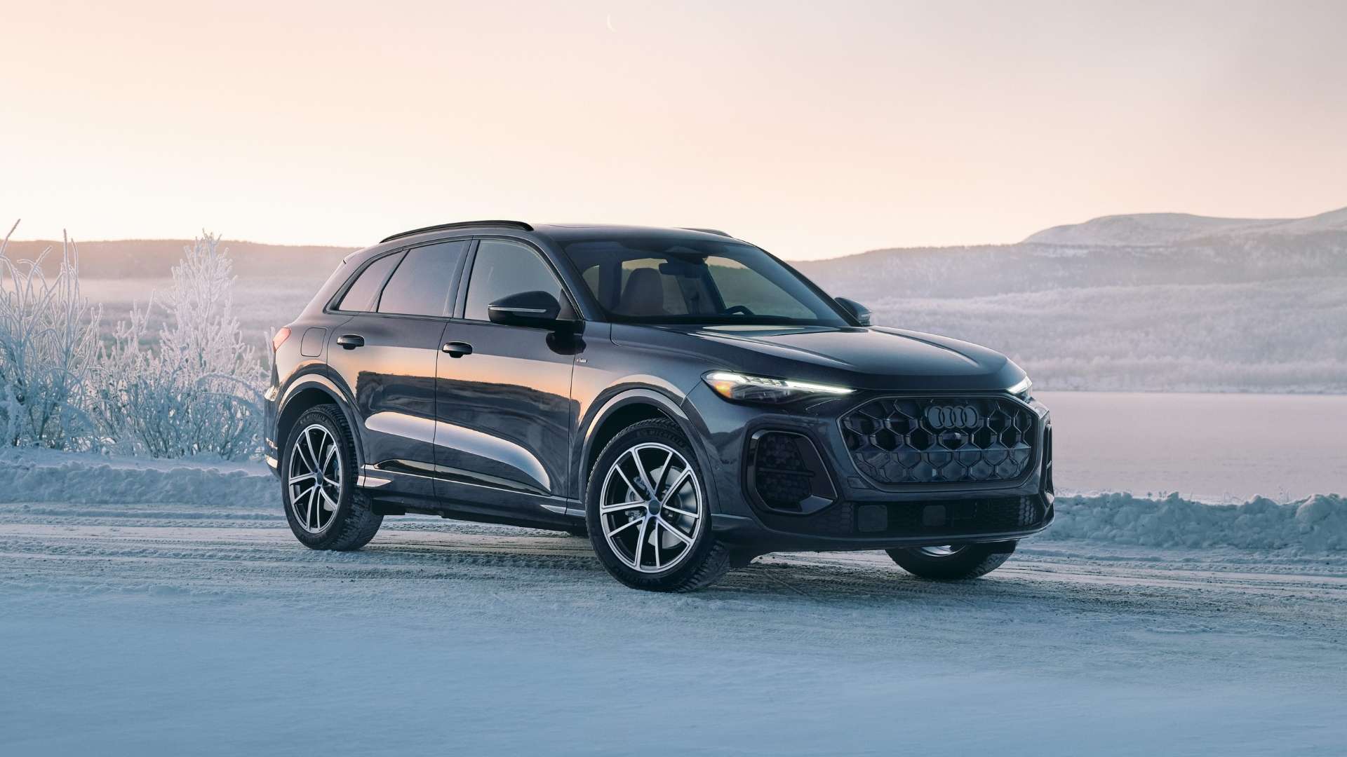 Elegant SUV Design With Everyday Practicality