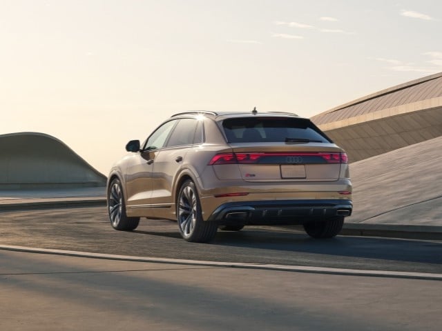 Rearview of an Audi Q8 on highway