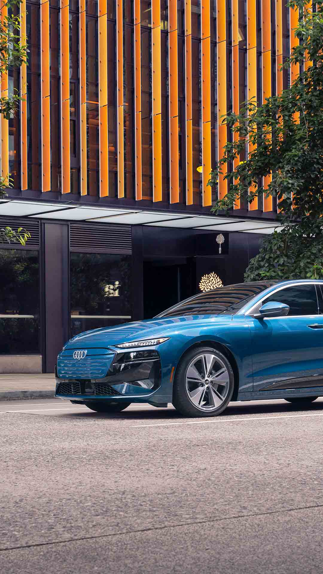 MY25 - A6 Sportback e-tron - Side Profile - Parked