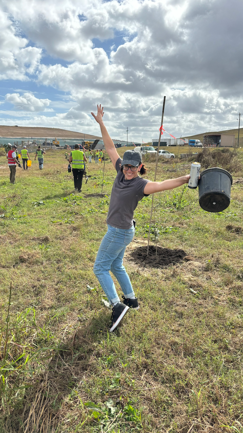  A girl volunteer in ACFT partnership