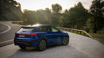 SQ5 Right side view parked on the road