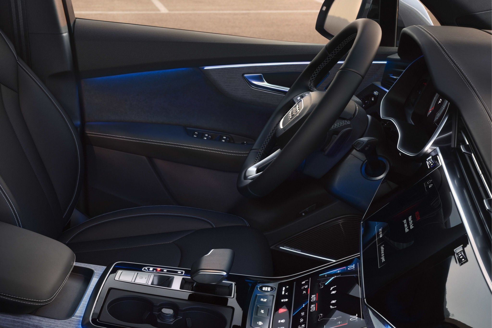New 2025 Audi Q7 Interior