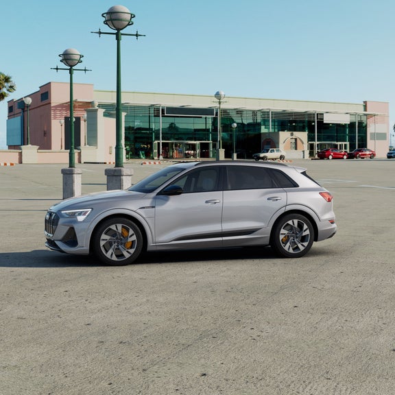 Side profile of the Audi e-tron.