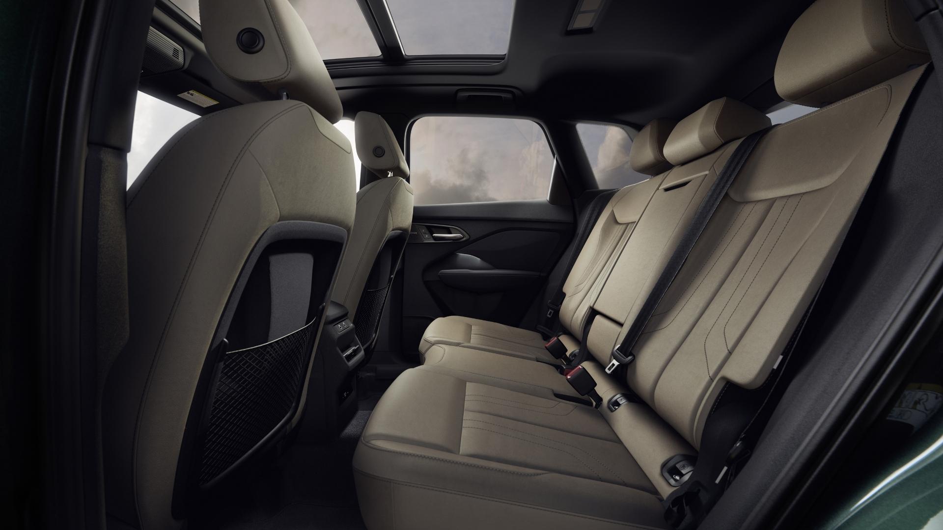 Interior Comfort and Technology Features