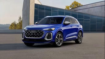 New 2025 Audi SQ5 Progressiv