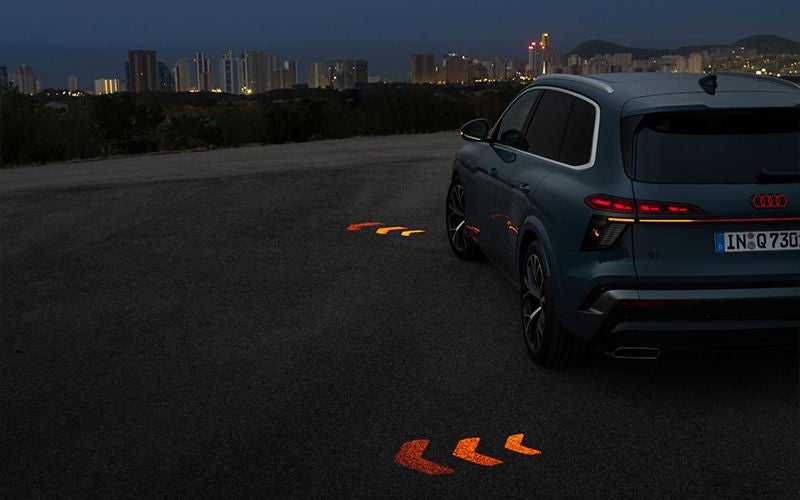 Audi Q7 Advanced Turn Signals
