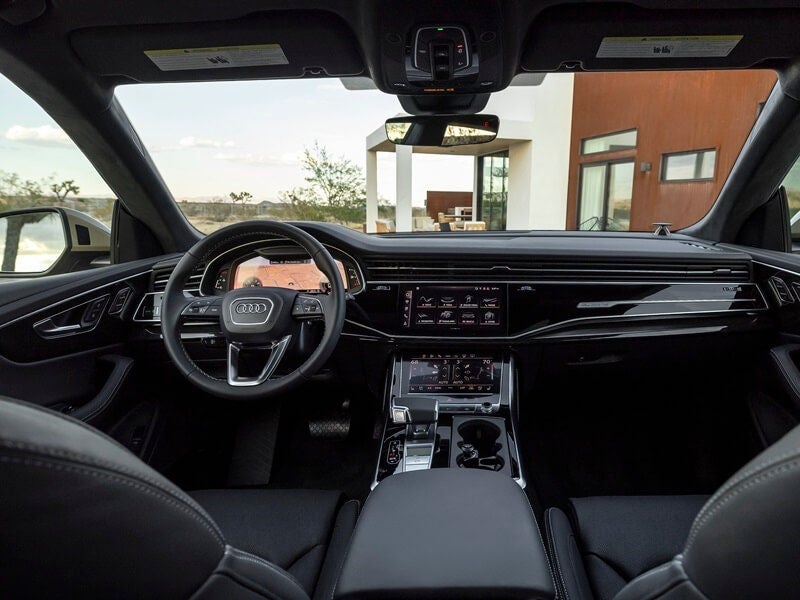 2025 Audi Q8